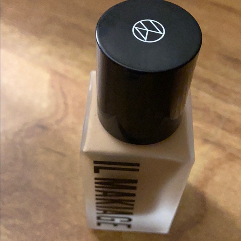 IL MAKIAGE foundation